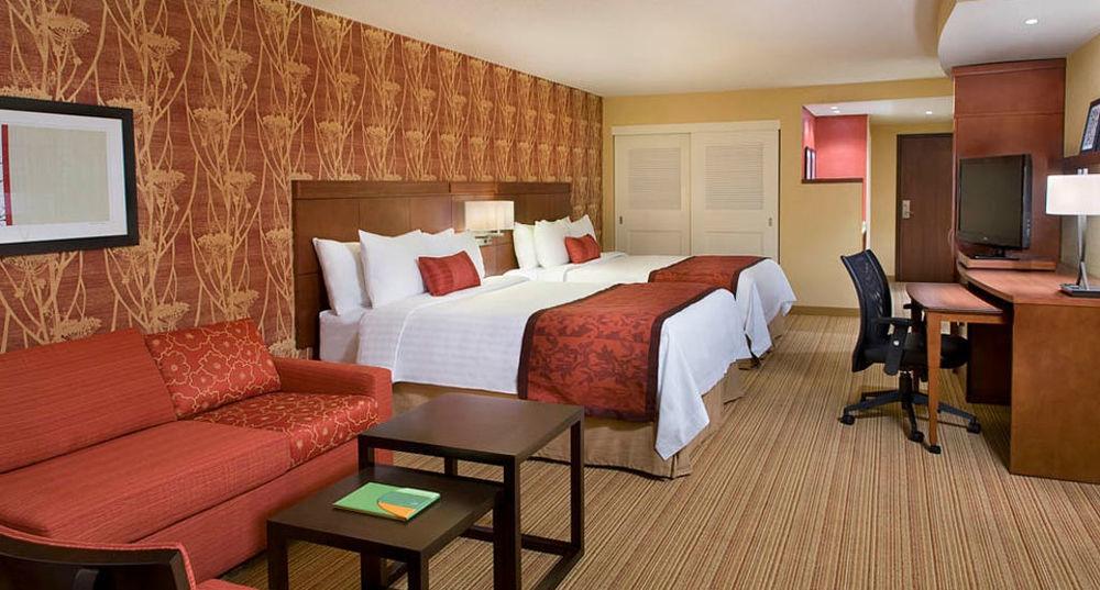 Courtyard By Marriott Calgary Airport Hotel Kültér fotó