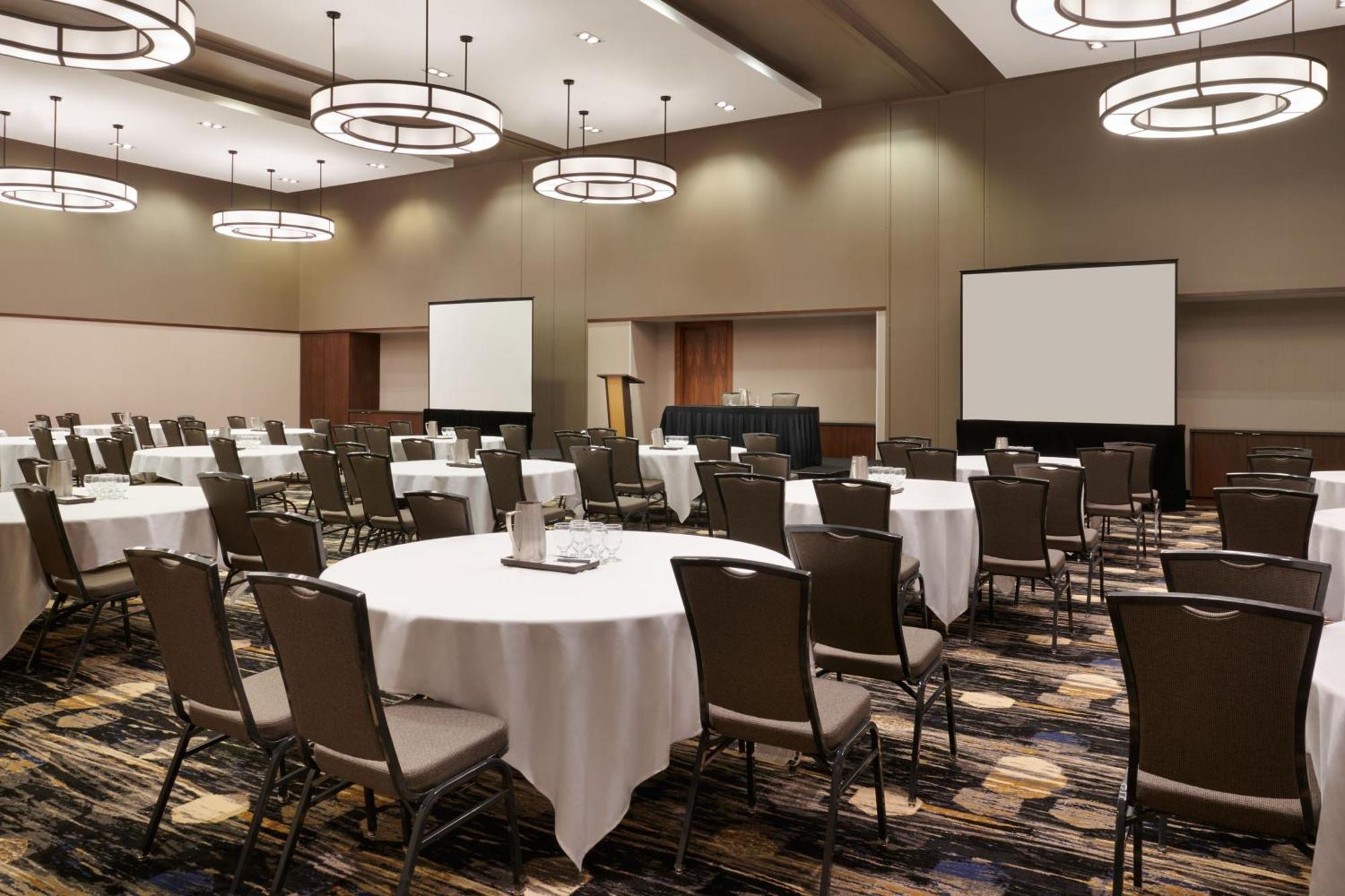 Courtyard By Marriott Calgary Airport Hotel Kültér fotó