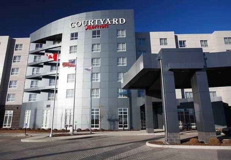 Courtyard By Marriott Calgary Airport Hotel Kültér fotó